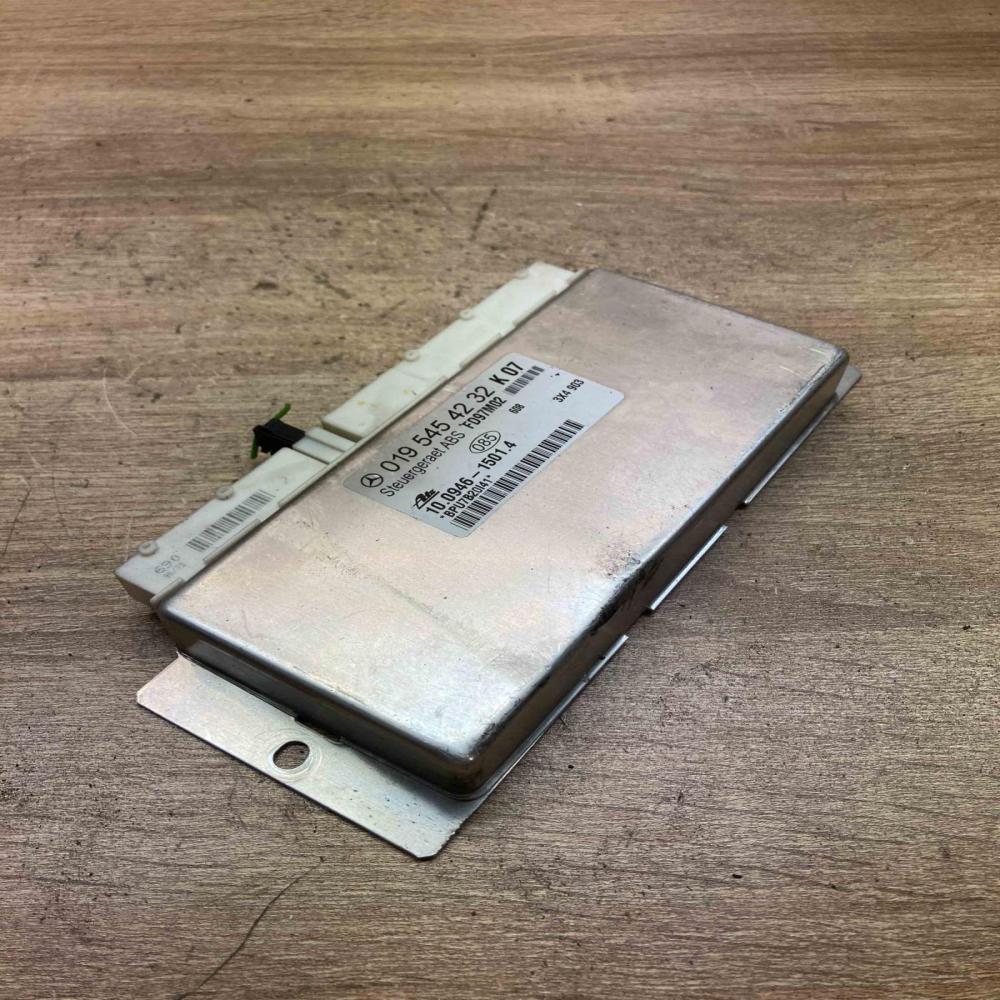 0195454232 100946 15014  ABS control unit/module Mercedes-Benz C W202
