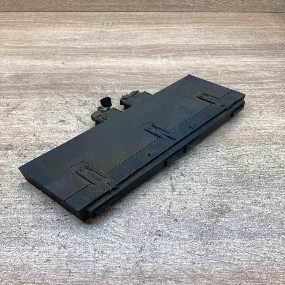 6938313 13589863  Seat heating switch BMW 5 E60 E61