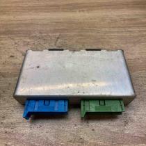 1379379 5DS005138  Comfort/convenience module BMW 5 E34