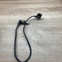 0261210085   Crankshaft position sensor Mercedes-Benz C W202