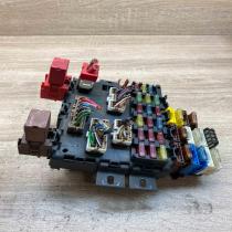 46517276 A223  Fuse module Fiat Multipla