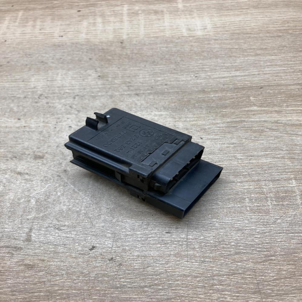 2243562 72RB500  Glow plug pre-heat relay BMW 5 E39