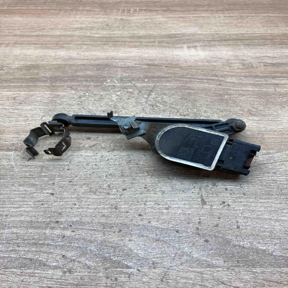 6860843 6852254  Headlight/headlamp level sensor BMW X3 F25