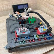 9645030380 9637466180  Central body control module Citroen C5