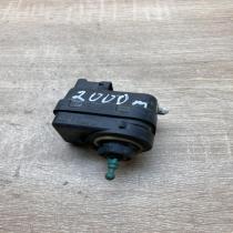 7700840141   Headlight level adjustment motor Renault Scenic I
