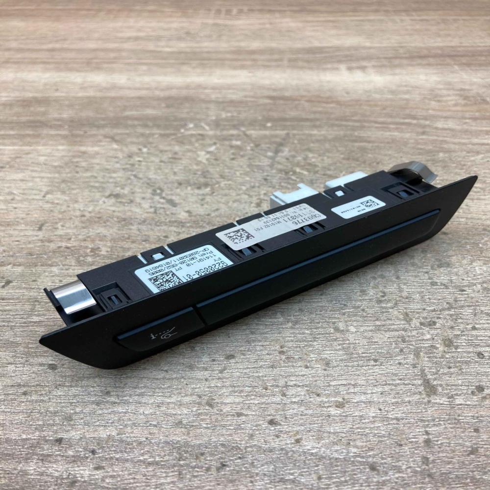 9220050 C693776  Other switches/knobs/shifts BMW 5 F10 F11
