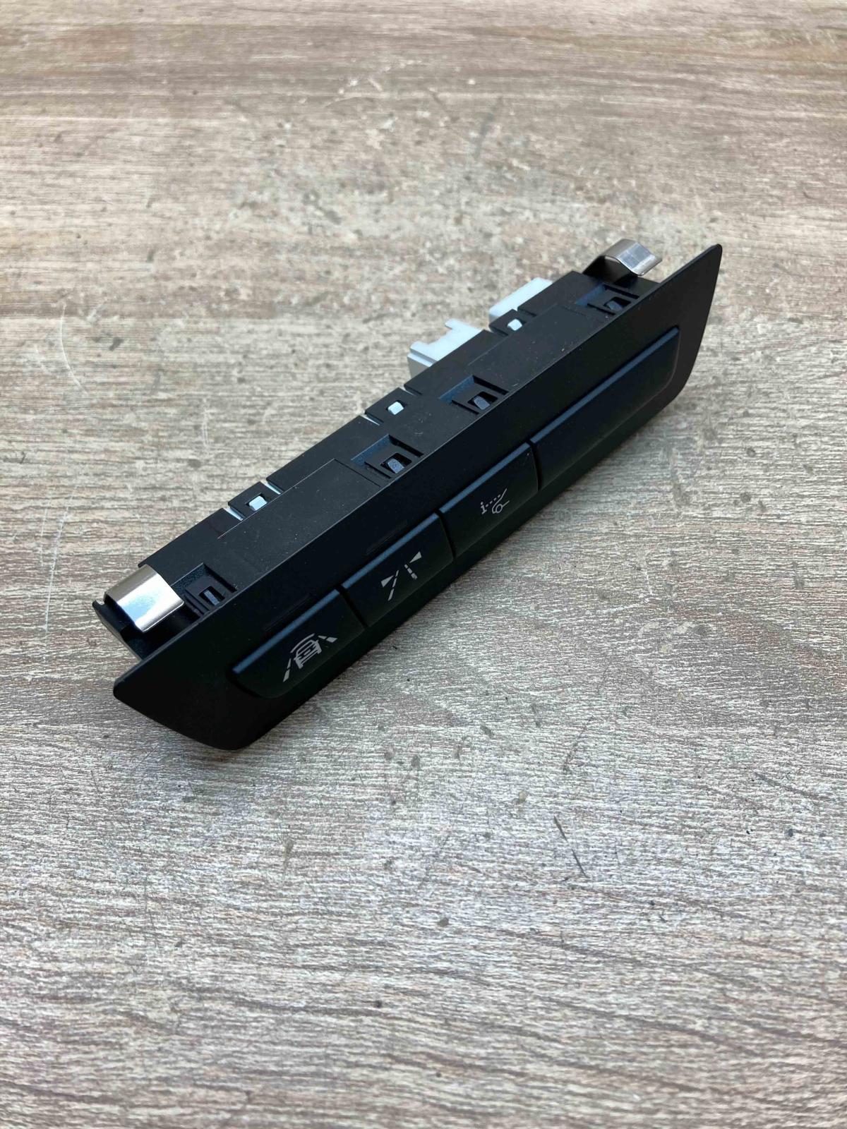 F10 set off switches   A set of switches BMW 5 F10 F11