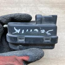 7700840141   Headlight level adjustment motor Renault Scenic I