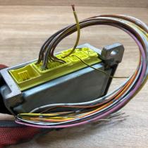 89170 44040 231000 2450  Airbag control unit/module Toyota Avensis Verso