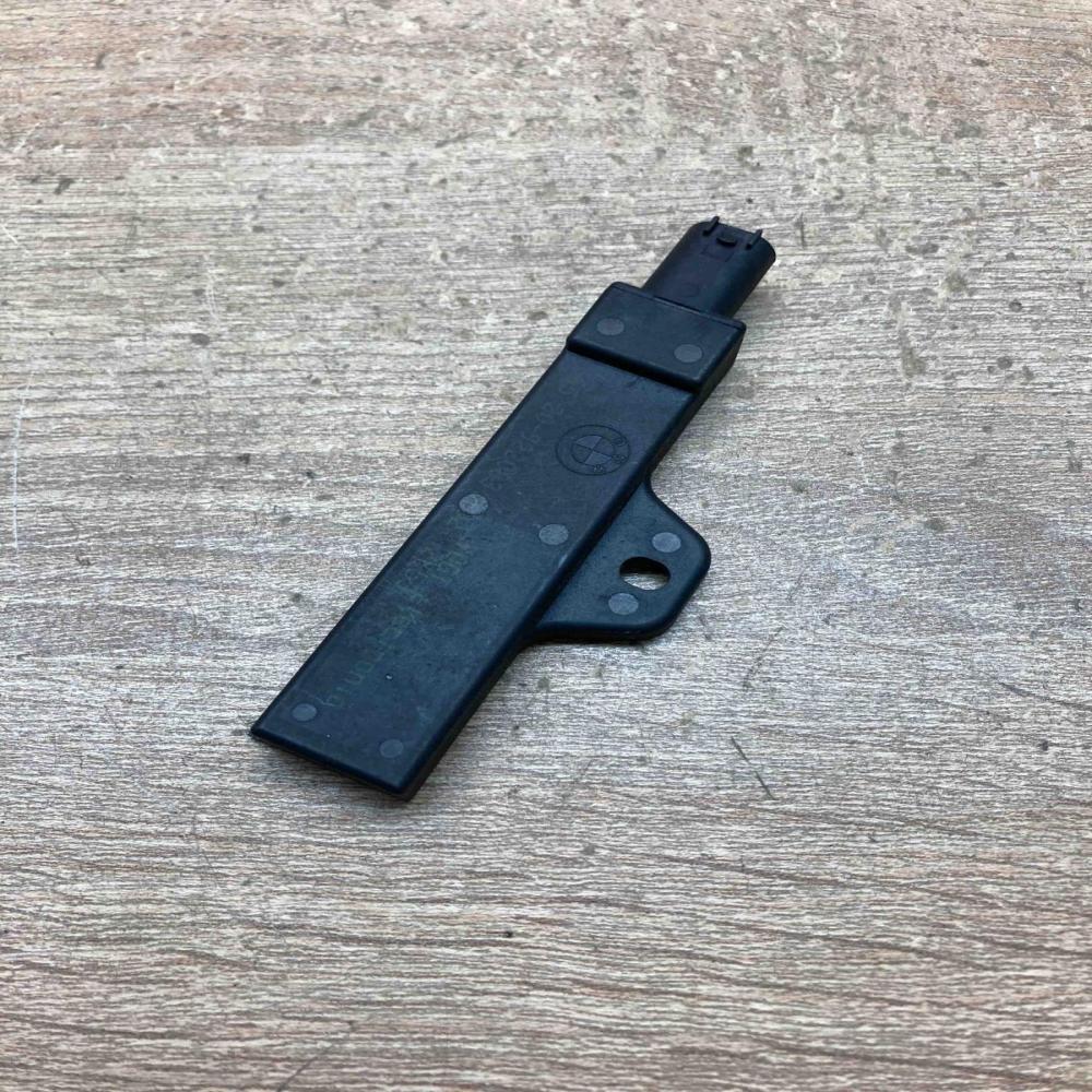 9220832   Keyless system antenna BMW 1 F20 F21