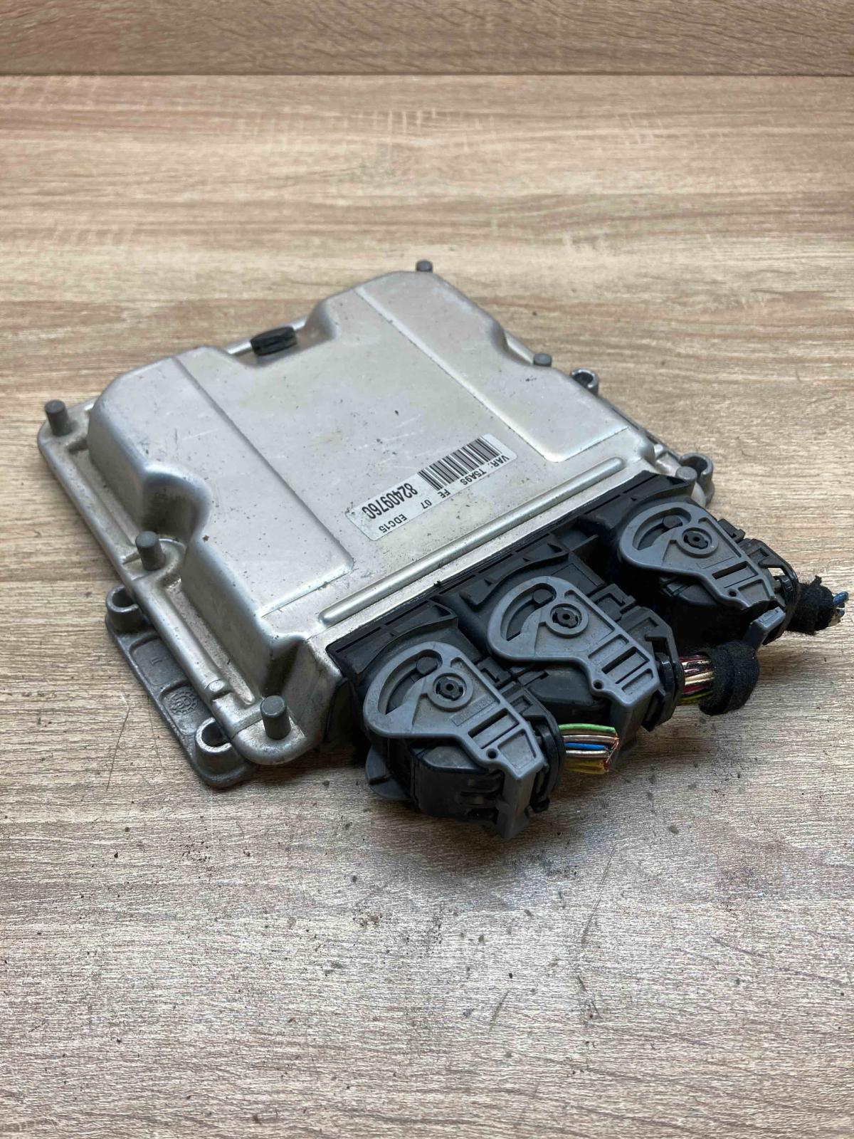 9644606180 0281010779  Engine control unit/module ECU Peugeot 307