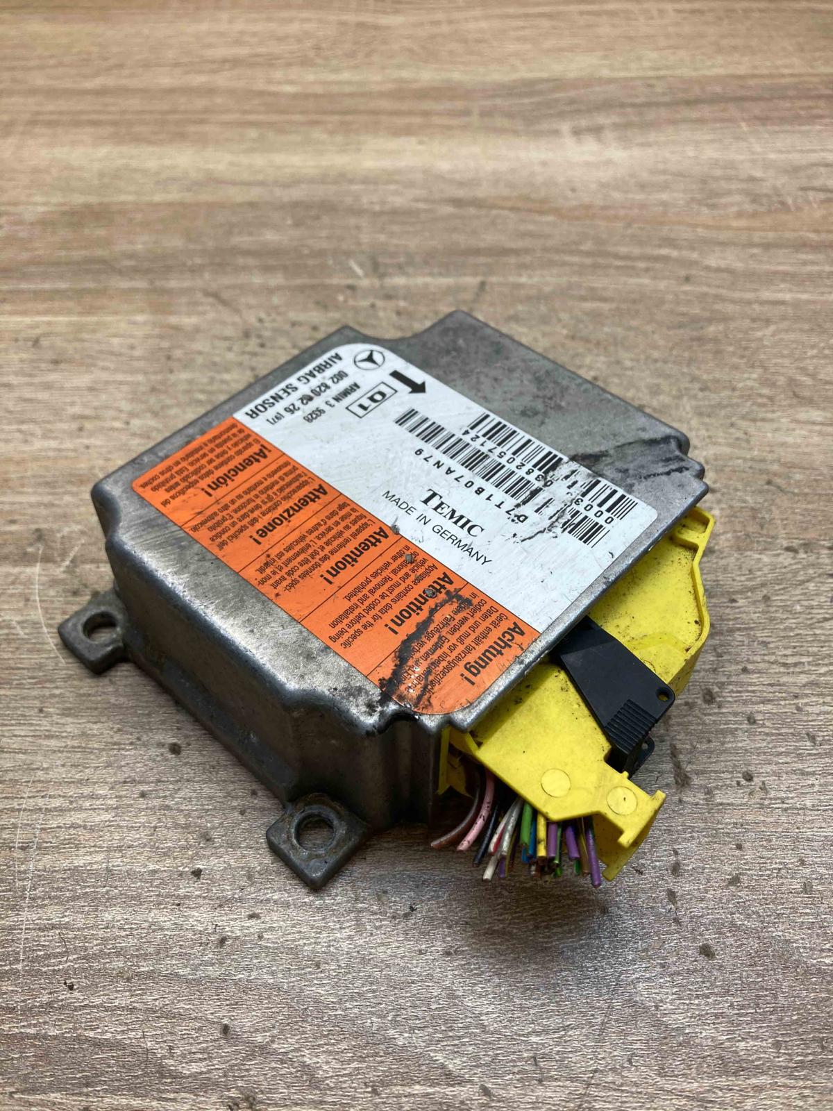 0028203226   Airbag control unit/module Mercedes-Benz E W210