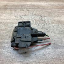 899064000 9162929  Glow plug pre-heat relay Volvo S70  V70  V70 XC