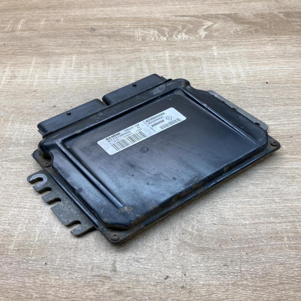 8200059086 S11013800C  Engine control unit/module ECU Renault Scenic I