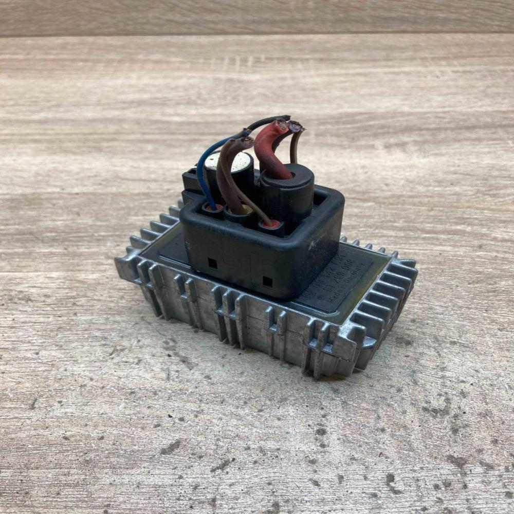09132691 51299008  Glow plug pre-heat relay Opel Vectra B