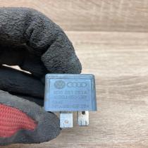 8D0951253A V23134 B52 X301 373 Other relay Volkswagen PASSAT B5