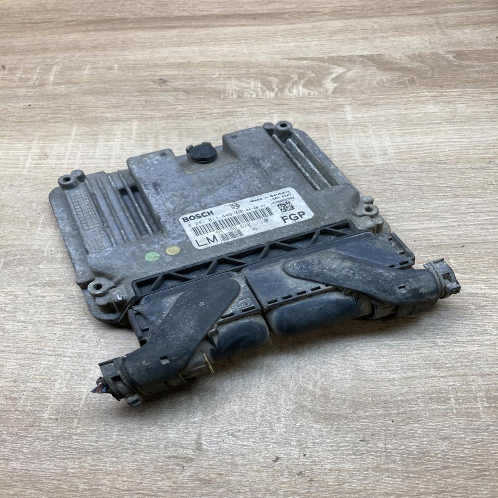 55189630 0281011449  Engine control unit/module ECU Opel Signum