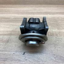 038129637D   EGR valve Volkswagen Jetta V