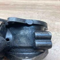 038129637D   EGR valve Volkswagen Jetta V
