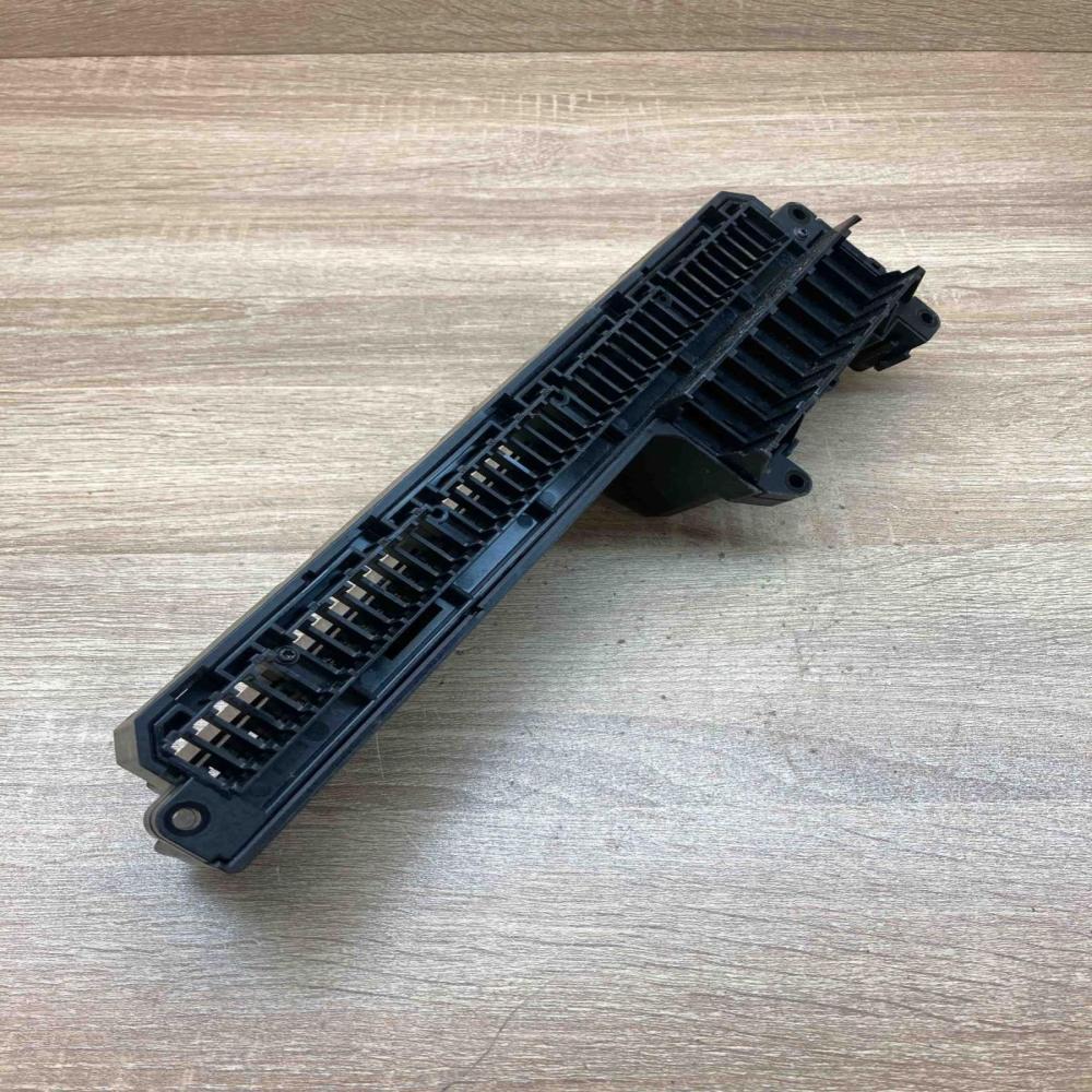 6957330  Without fuses Fuse box set BMW 5 E60 E61