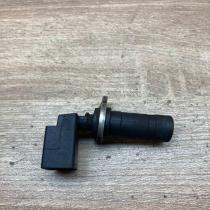1709616 2560107  Crankshaft position sensor BMW 5 E60 E61