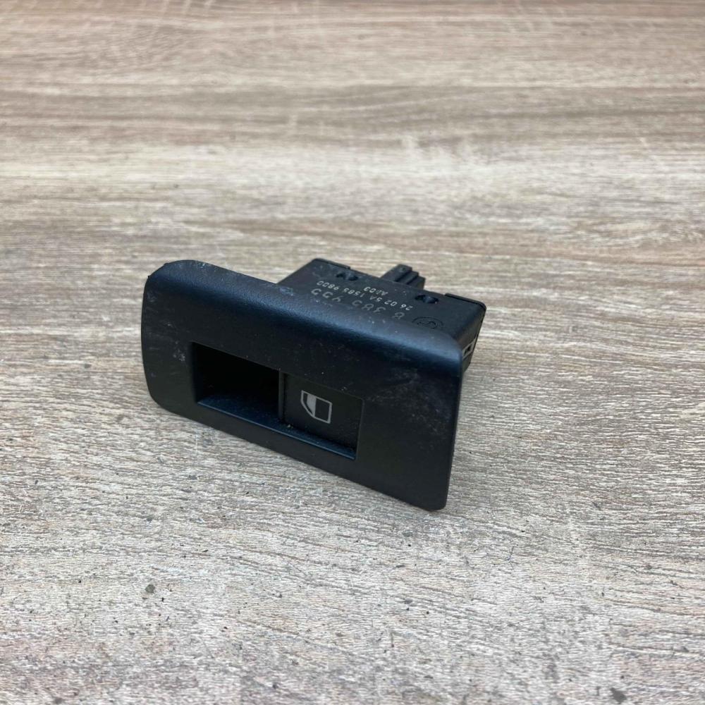 8385955   Electric window control switch BMW X5 E53