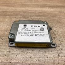 1J0909607 5WK4199  Airbag control unit/module Volkswagen PASSAT B5