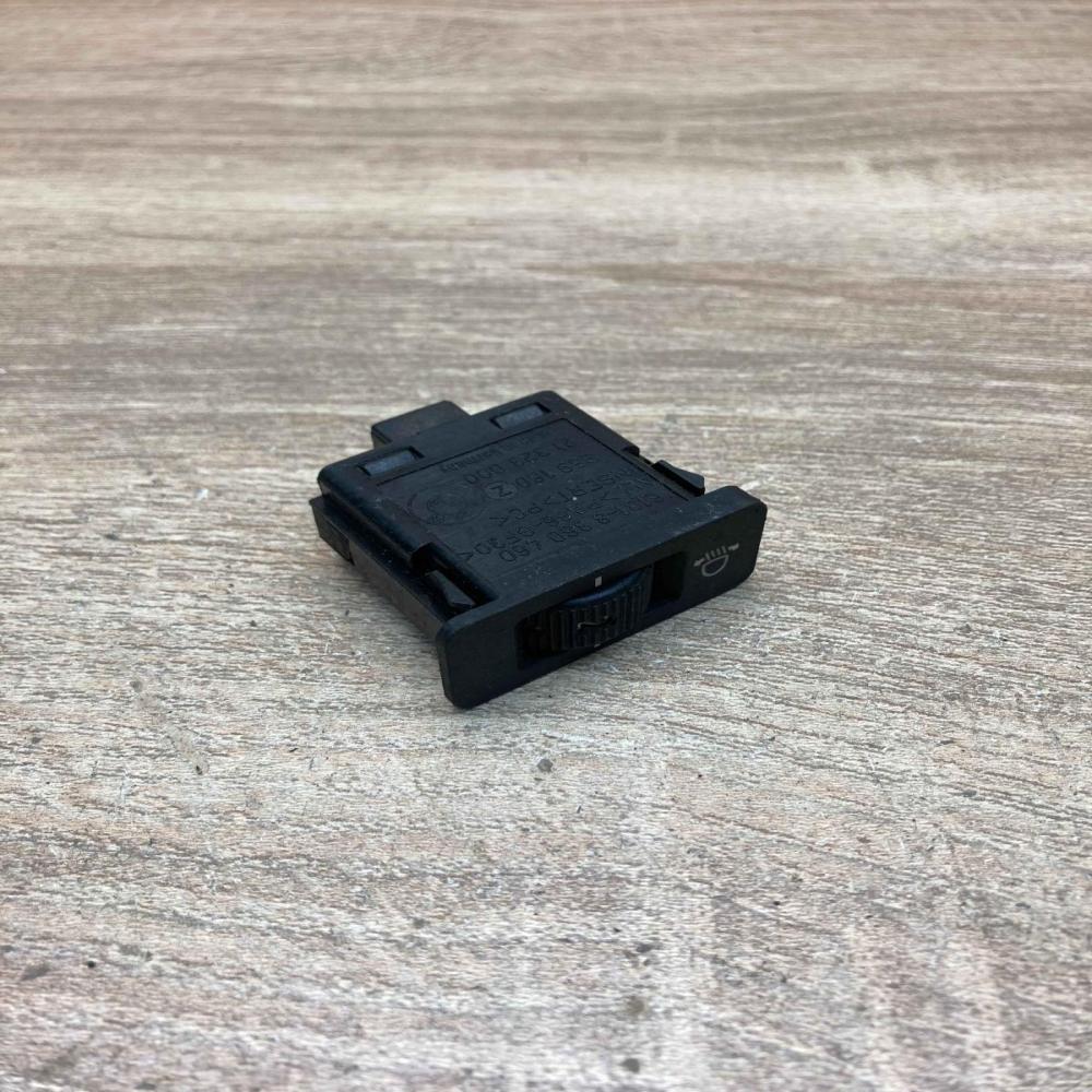 8360460 259160  Headlight level height control switch BMW 5 E39