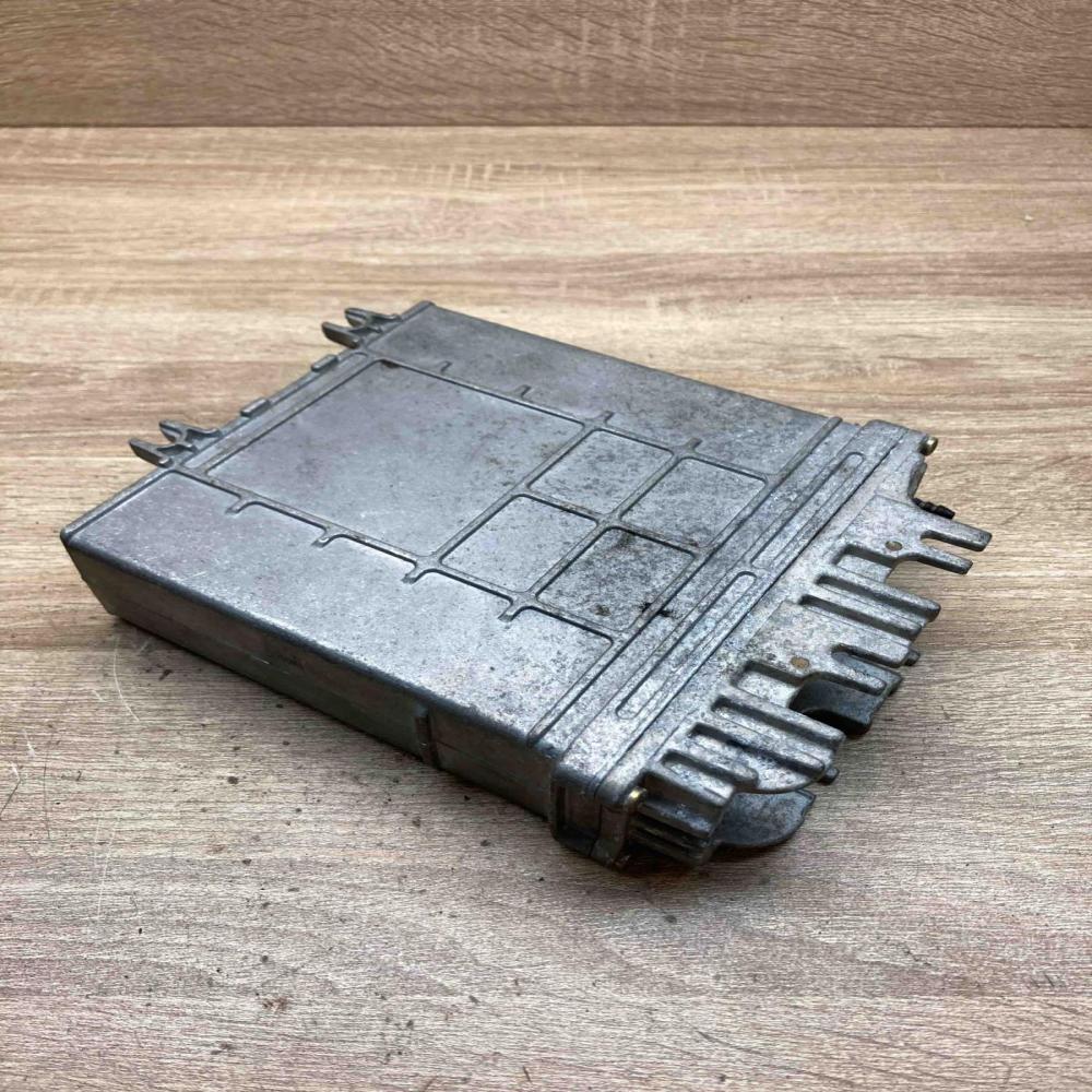028906021CE 0281001425  Engine control unit/module ECU Audi A4 S4 B5 8D