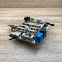 24350 4U100 051601 1  Fuse box set Nissan Almera Tino