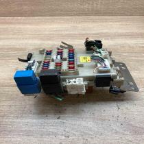 24350 4U100 051601 1  Fuse box set Nissan Almera Tino
