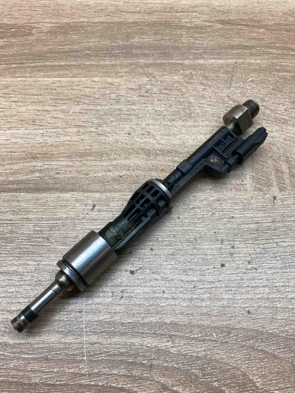 0261500063 13647568607 13 0601925 Fuel injector BMW 5 F10 F11