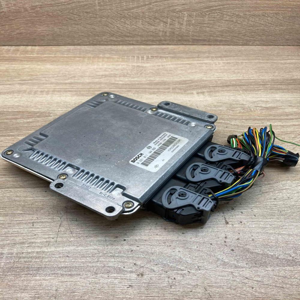 8200243805 0281011104 209 Engine control unit/module ECU Mitsubishi Space Star