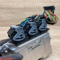 8200243805 0281011104 209 Engine control unit/module ECU Mitsubishi Space Star