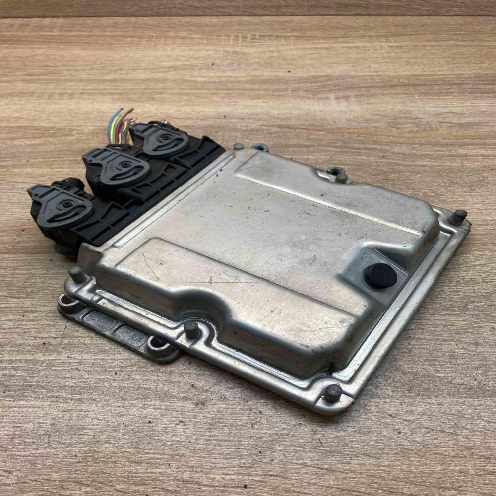 9646719180 0281011032  Engine control unit/module ECU Peugeot 807
