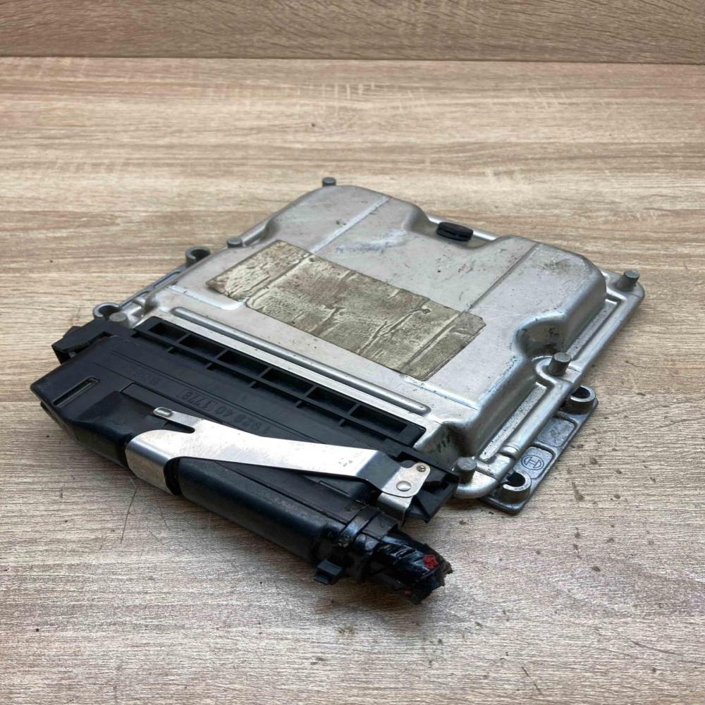 9635156580 0281001977 Used Engine control unit/module ECU Peugeot 406