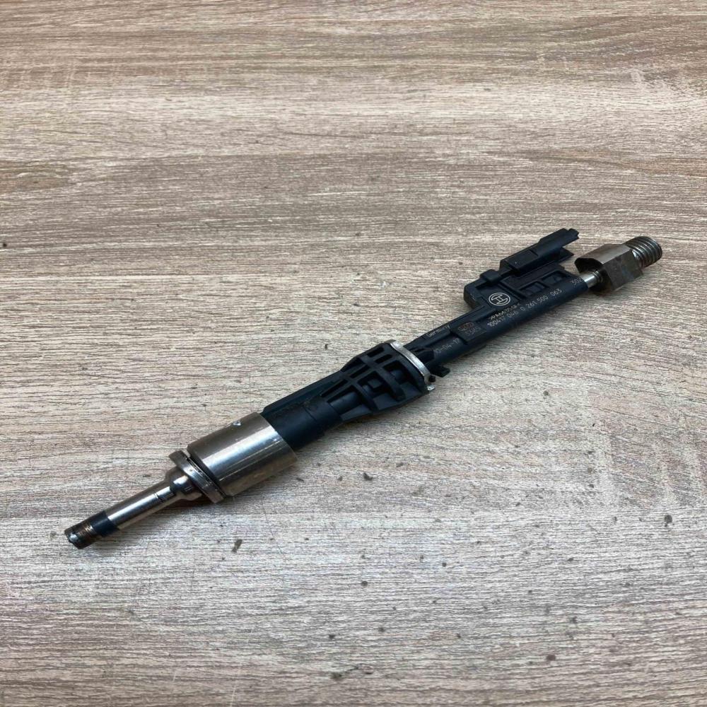 0261500063 13647568607 12 0603385 Fuel injector BMW 5 F10 F11