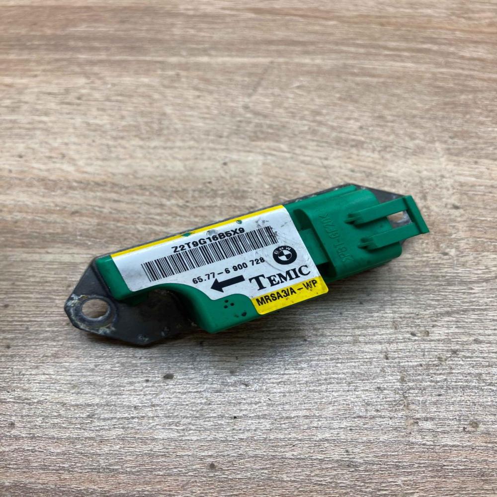 6900728 Safety  Airbag deployment crash/impact sensor BMW 7 E38