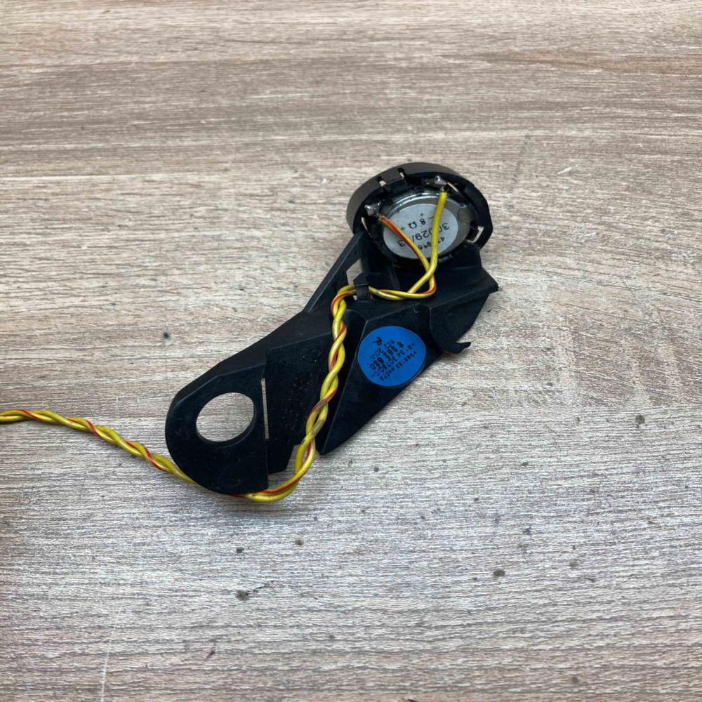 8362630   Front door high frequency speaker BMW 5 E39