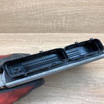 90508986 0281001633 LA Engine control unit/module ECU Opel Vectra B