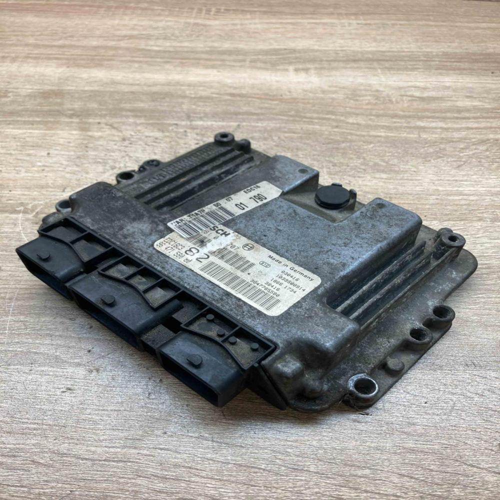 9647158080 0281010707  Engine control unit/module ECU Peugeot 206