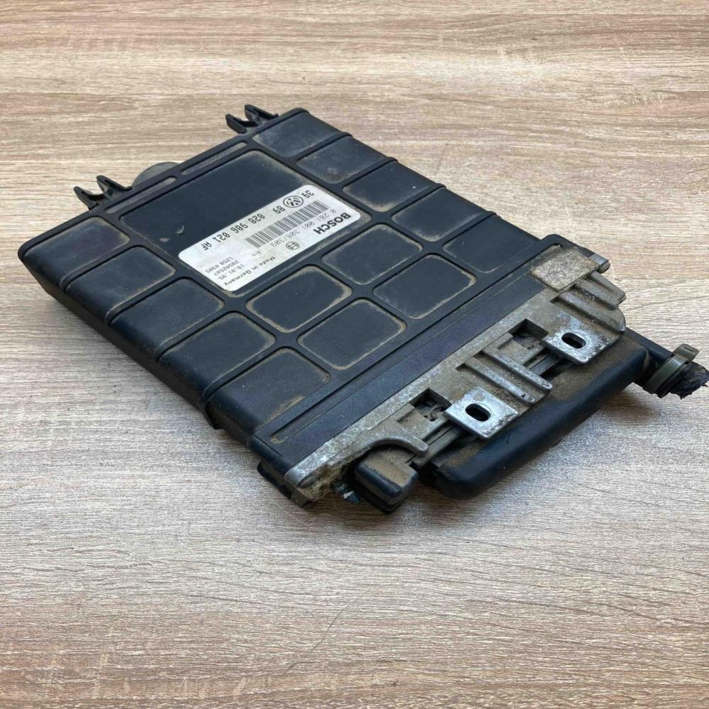 028906021AF 0281001308 Used Engine control unit/module ECU Volkswagen Golf III