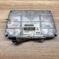89661 05690 MB175800 6326 Used Engine control unit/module ECU Toyota Avensis T25