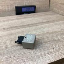 81980 50030 066500 4650  Other relay Toyota Corolla E120 E130