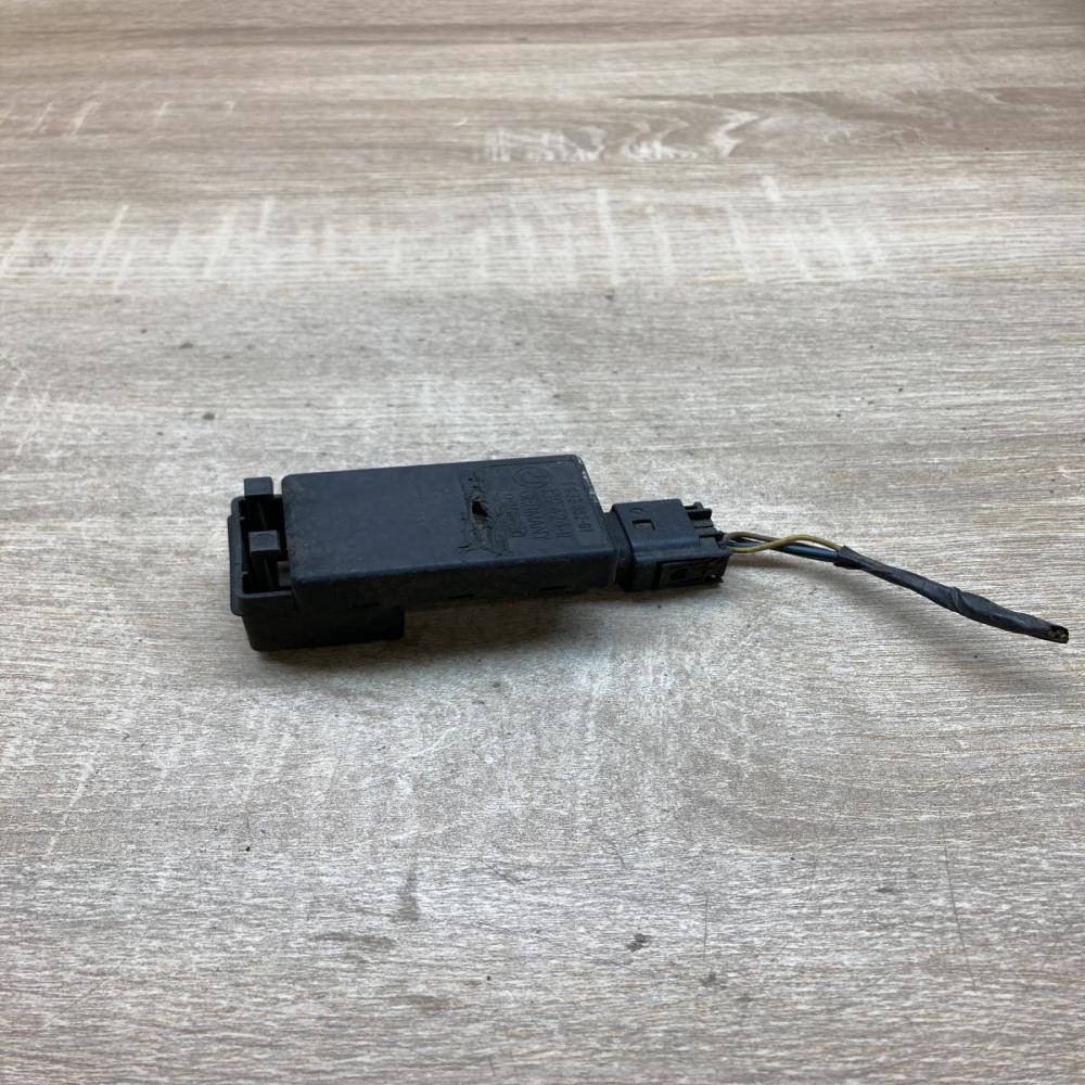 6933052 132424  Air quality sensor BMW 5 E60 E61