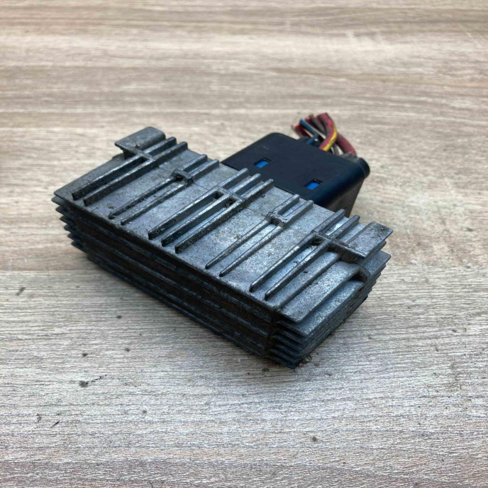 55353011 51299014  Glow plug pre-heat relay Opel Astra H