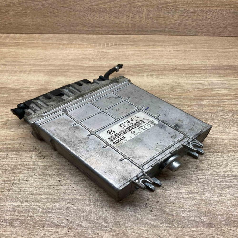 028906021GL 0281001656  Engine control unit/module ECU Volkswagen PASSAT B5