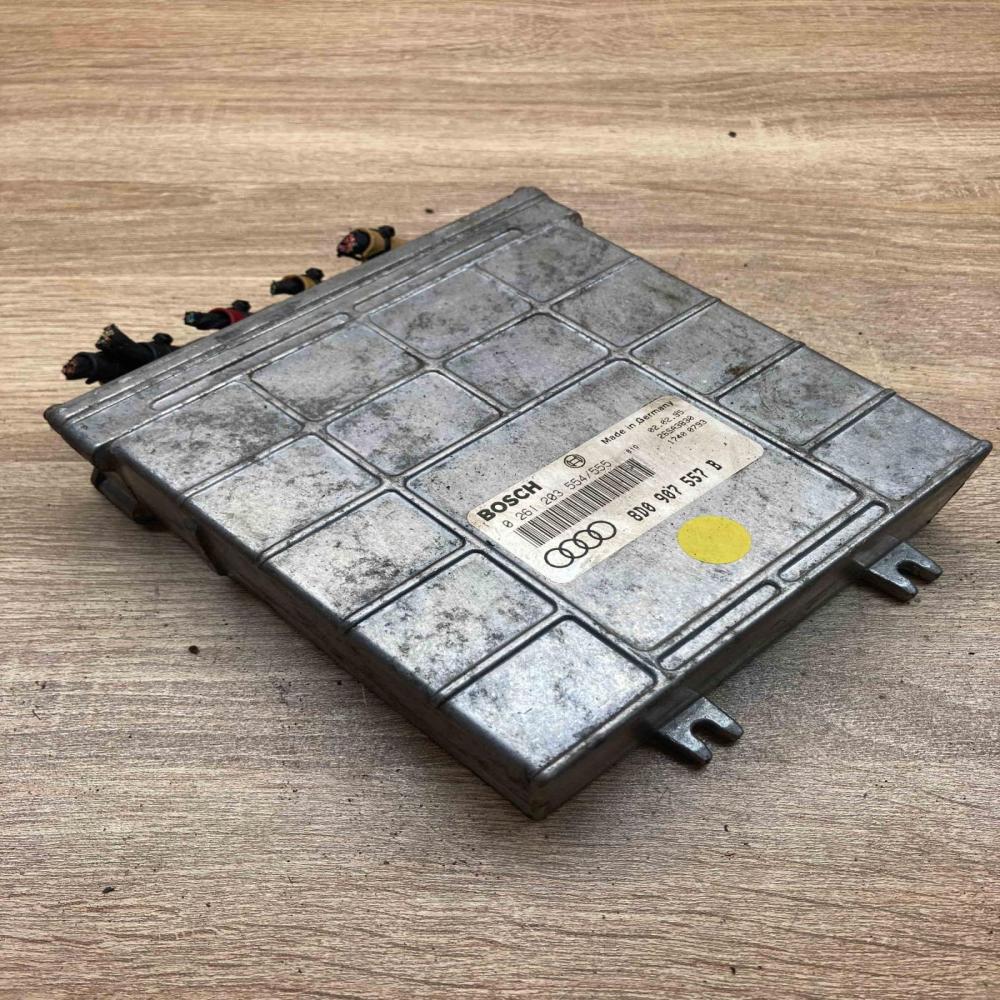 8D0907557B 0261203554 With plug Main Engine control unit/module ECU Audi A4 S4 B