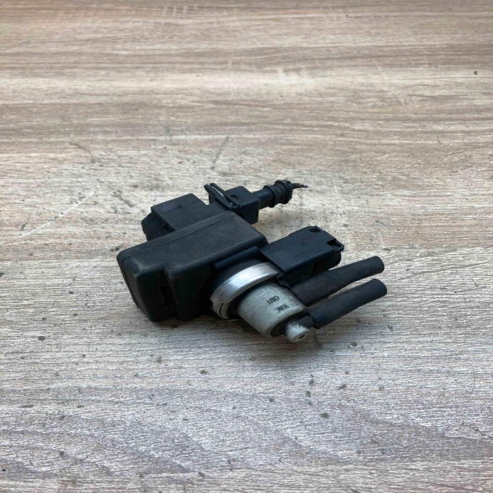 8200270451 03T280  Turbo solenoid valve Renault Scenic II -  Grand scenic II