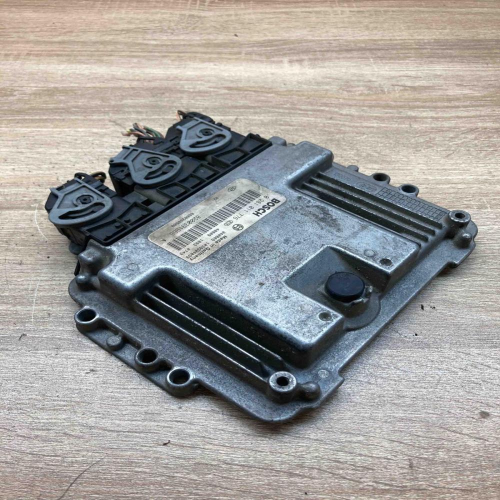 8200391966 0281011776  Engine control unit/module ECU Renault Megane II